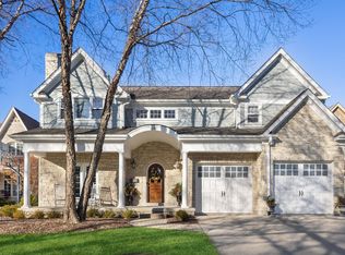 274 Middaugh Rd, Clarendon Hills, IL 60514