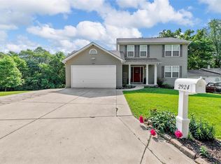 2924 Carol Ln, High Ridge, MO 63049