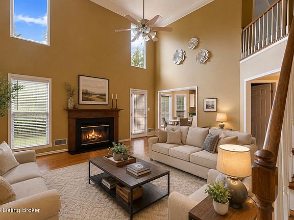 5th image of 504 Evergreen Place Ct