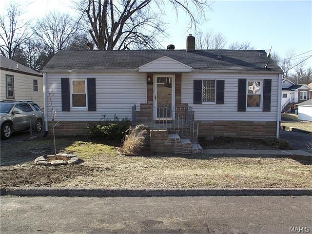 1st image of 2527 Gass Ave