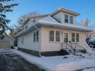 321 Eureka St, Genoa, IL 60135