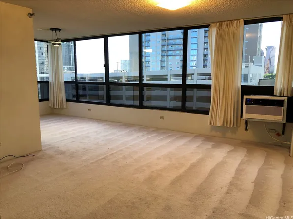 876 Curtis St APT 1406, Honolulu, HI 96813