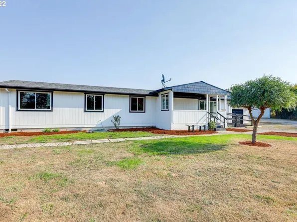 24494 SE Gravel Ln, Eagle Creek, OR 97022