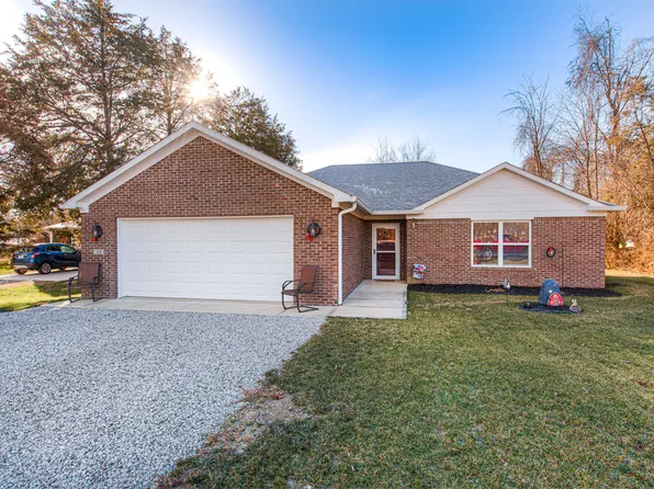 310 Jefferson Valley, Coatesville, IN 46121