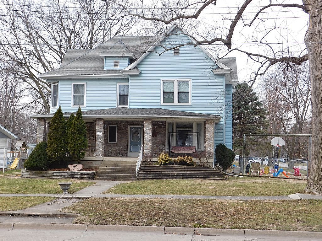 310 N 2nd St, Fairbury, IL 61739 Zillow