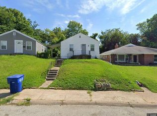 934 Nassau Dr, Saint Louis, MO