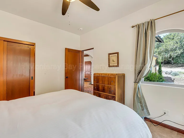 287 Laureles Grade Rd — Photo 33