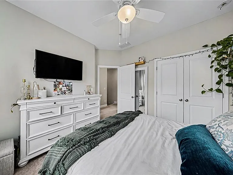 303 Commons Ave — Photo 26