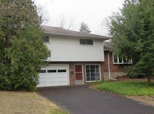 3706 Frazier Dr, Endwell, NY 13760