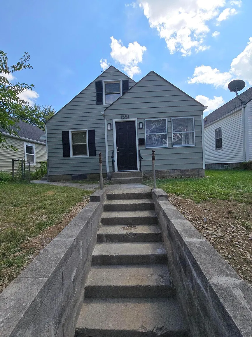 1551 Cordell Ave photo 1