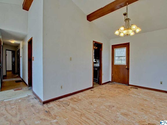 5th image of 6200 Dakota Cir NW