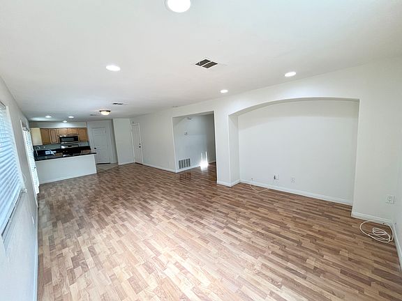 3rd image of 33177 Campus Ln