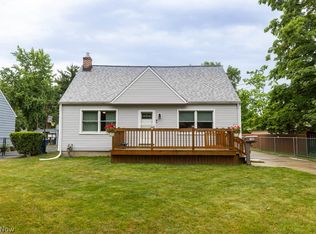 23059 West Rd, Olmsted Falls, OH 44138