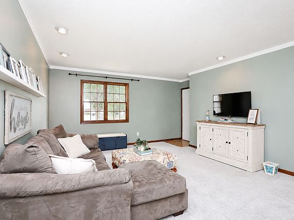 4th image of 6154 Terrace Dr