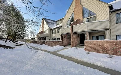 714 Cherrington Dr — Photo 1