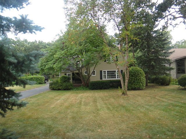 1st image of 11245 Hiawatha Ln