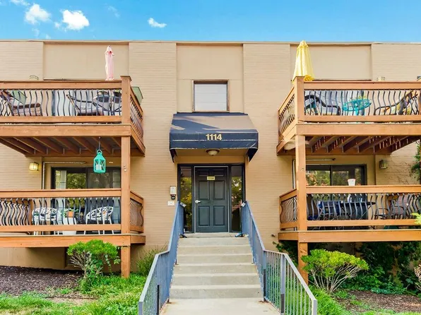 1114 W 46th St APT 4, Kansas City, MO 64112