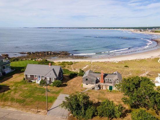 18 20 7th St Biddeford Pool Me 04006 Zillow