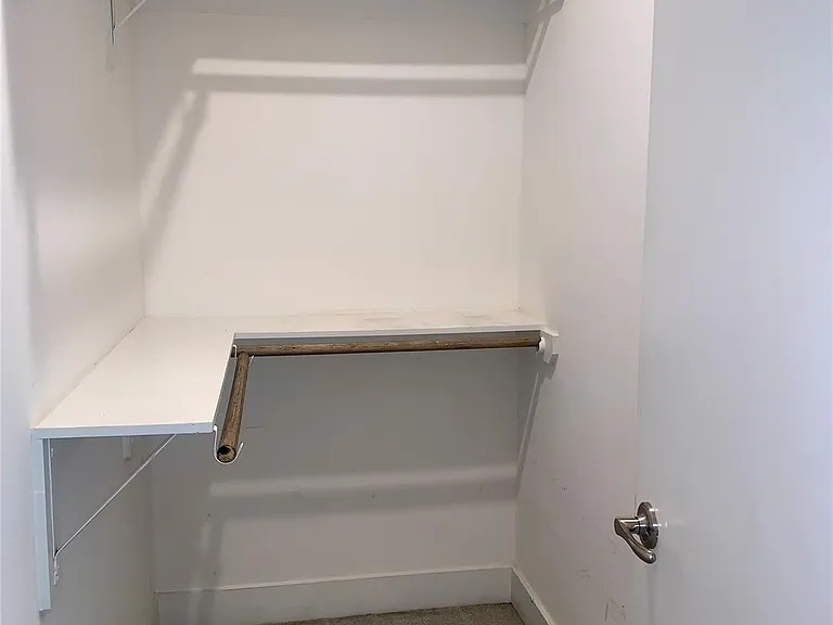 10209 Las Nubes Ave — Photo 28