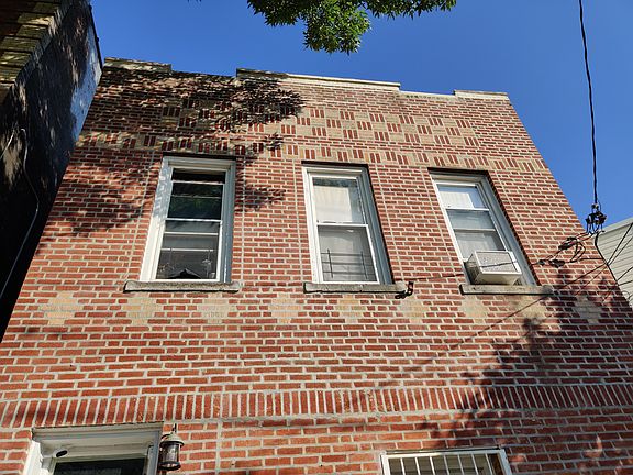 2nd image of 622 Van Nest Ave