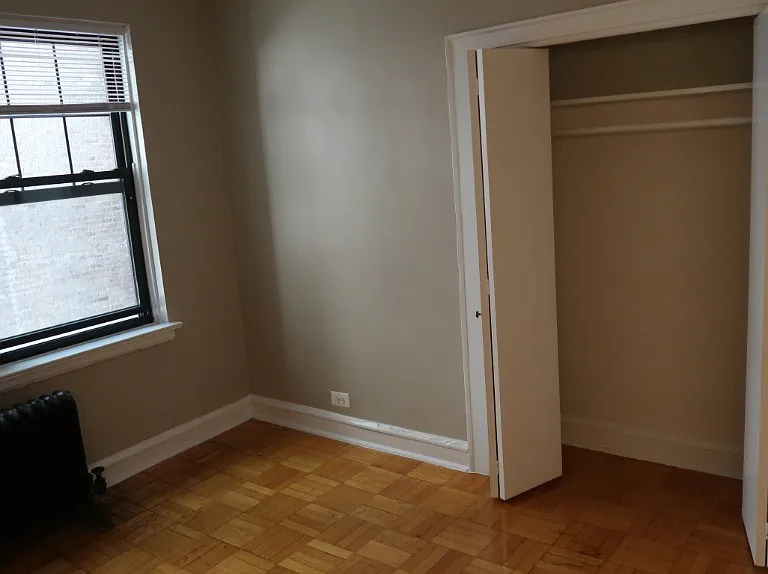 1209 W Sherwin Ave #1209-208 — Photo 15