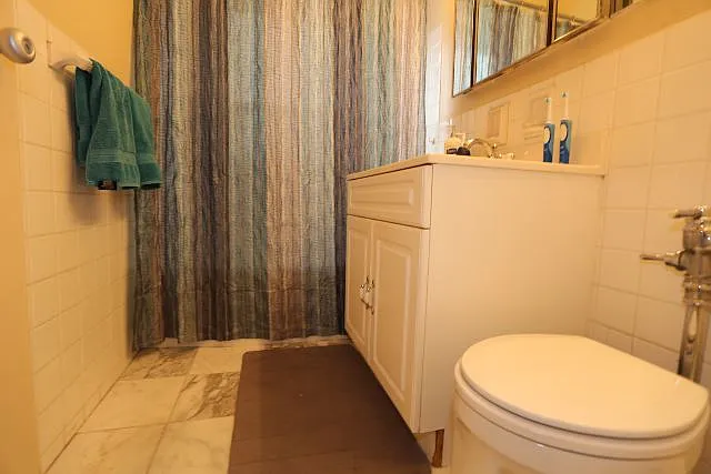 3950 N Lake Shore Dr #C2101 — Photo 15