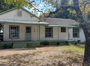 102 W Johnson St, Dublin, GA 31021