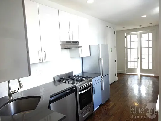 Rented by Blue Egg Realty Corp | media 24