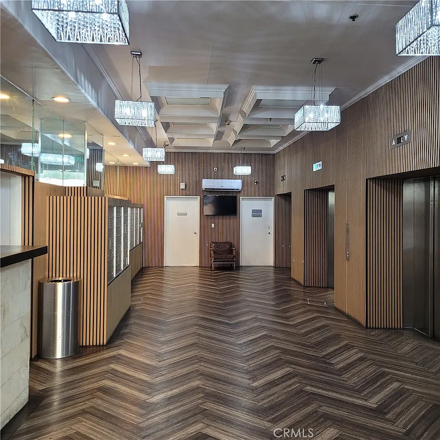1 bed, 670 sqft, $1,750 — Photo 3