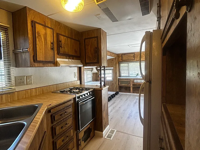 1120 N Justice Dr #9 — Photo 19