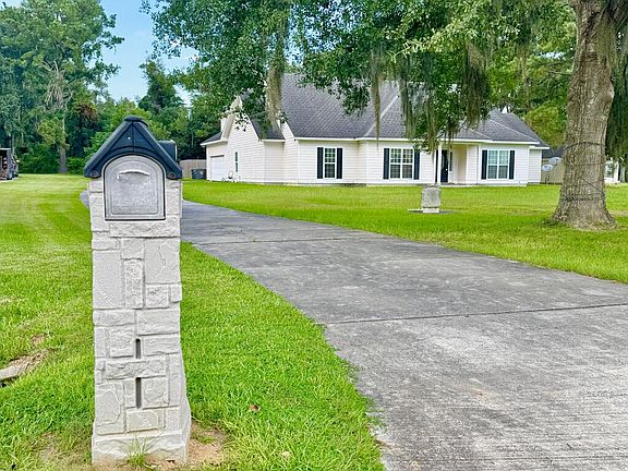 3rd image of 2426 Patrick Pl