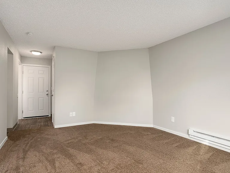 305 13th St SW — Photo 18