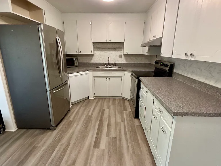 815 Edmonds Ave NE — Photo 6
