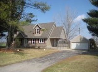 6238 W Sidney Rd, Sidney, MI 48885