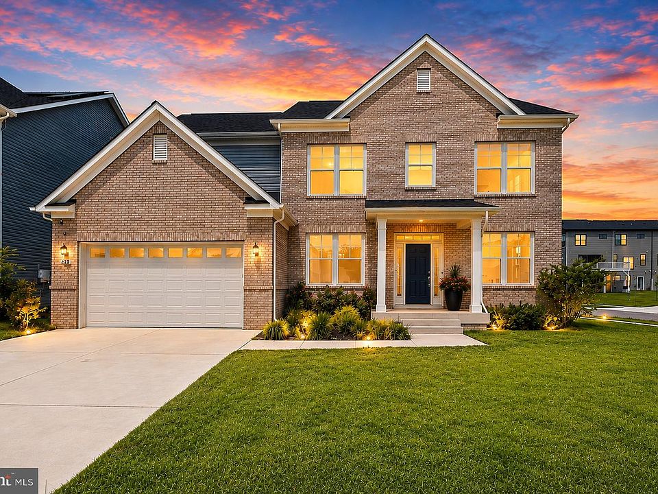 1st image of 428 Meadow Creek Dr