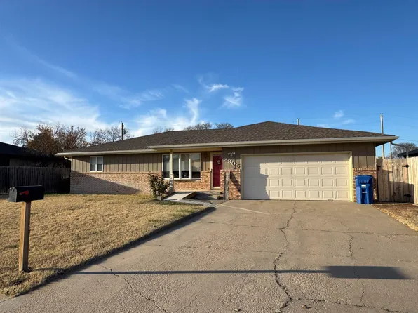 2305 Ida Ln, Hays, KS 67601