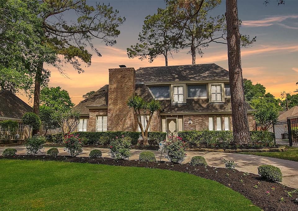 1st image of 1914 Roanwood Dr