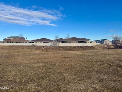 4205 Shoal Loop SE, Mandan, ND, 58554