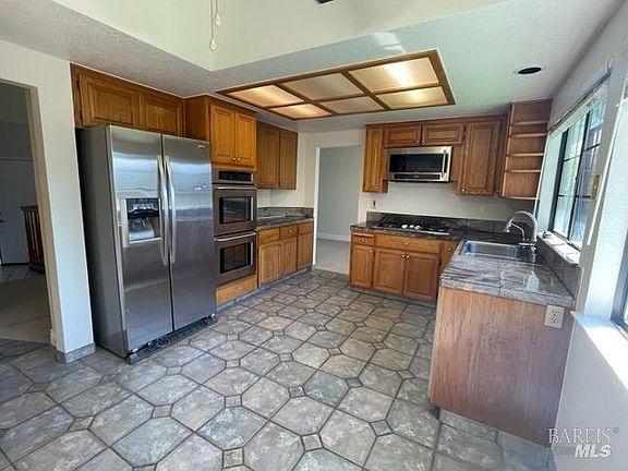 4th image of 1365 Rosana Way