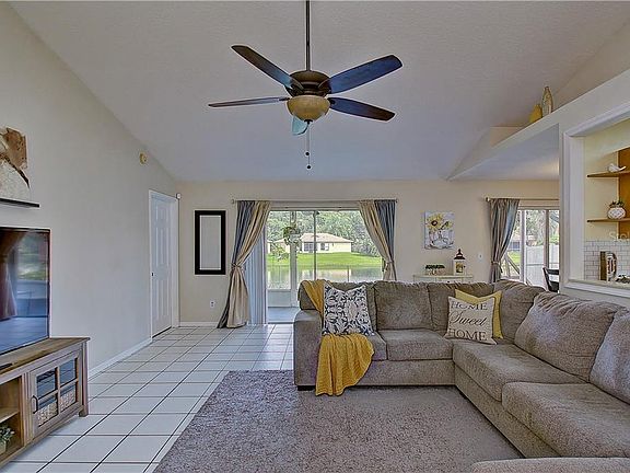 5th image of 24359 Twin Lake Dr
