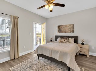 9309 Belfast St ROOM A, New Orleans, LA 70118
