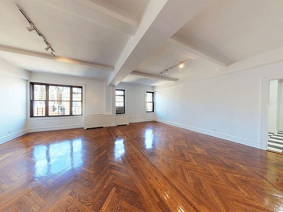 4th image of 145 E 74th St APT 11A