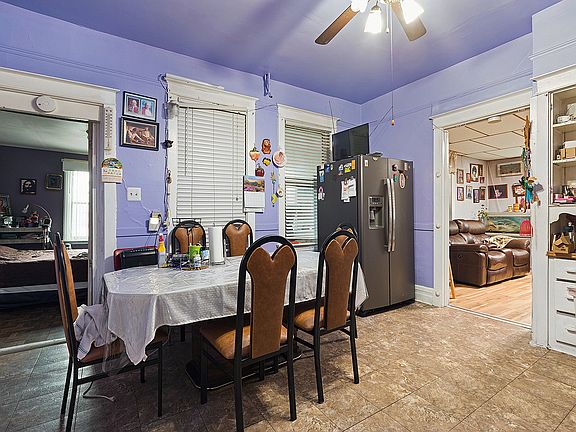 4th image of 3156 S Millard Ave