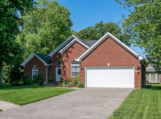 4004 Greenbrook Ct, Louisville, KY 40220