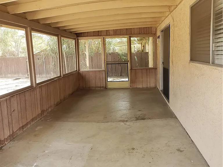 2125 San Bernardo Ave — Photo 9