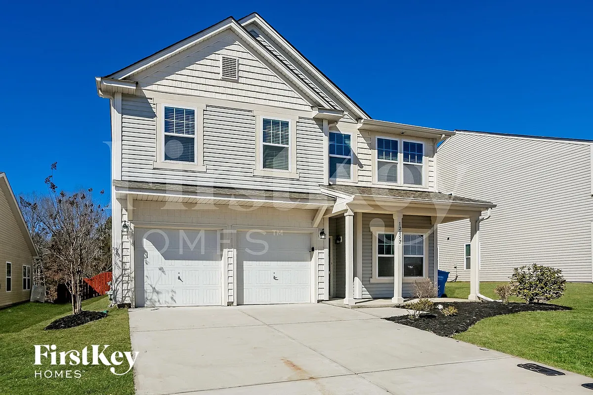 Building Photo - 12852 Clydesdale Dr