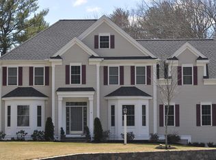 4 Lavoie Ln, Middleton, MA 01949