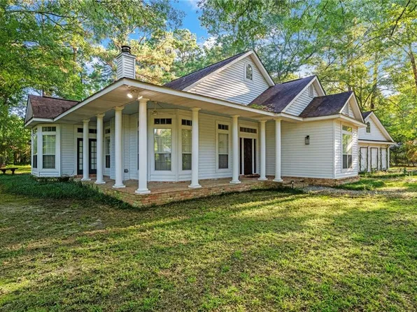 18063 Pheasant Ln, Covington, LA 70435