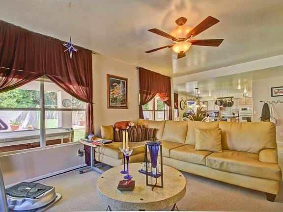 3rd image of 1326 W Stacey Ln