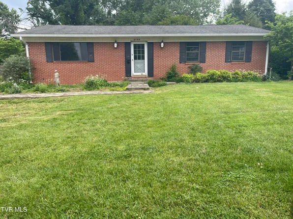 2709 Oakcliff Ct, Johnson City, TN 37601